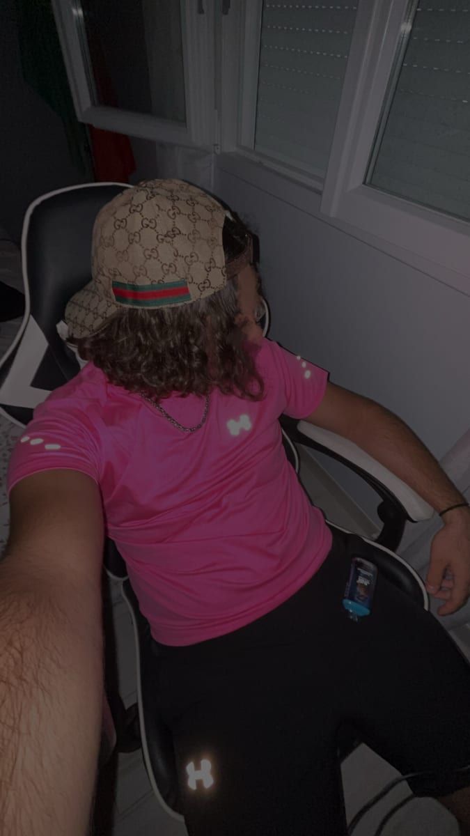 Profil de Alexey, 28 ans, Gay club à Grafenort (Obwald)