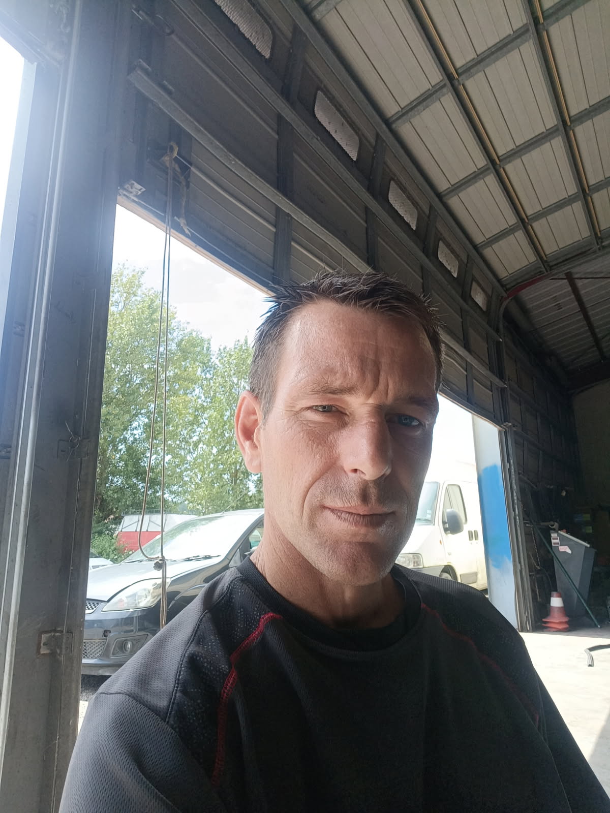 Profil de Grady, 35 ans, Gay club à Couvet (Vaud)