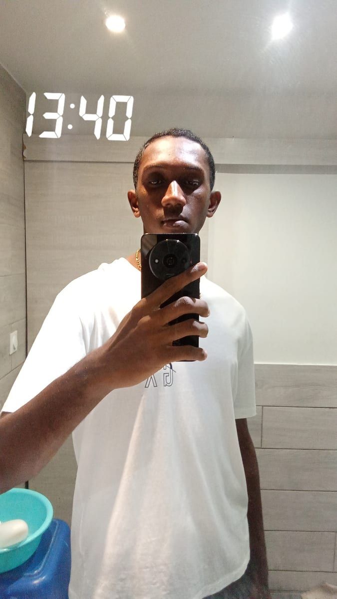 Profil de Ermano, 26 ans, Gay club à Zugerberg (Zoug)