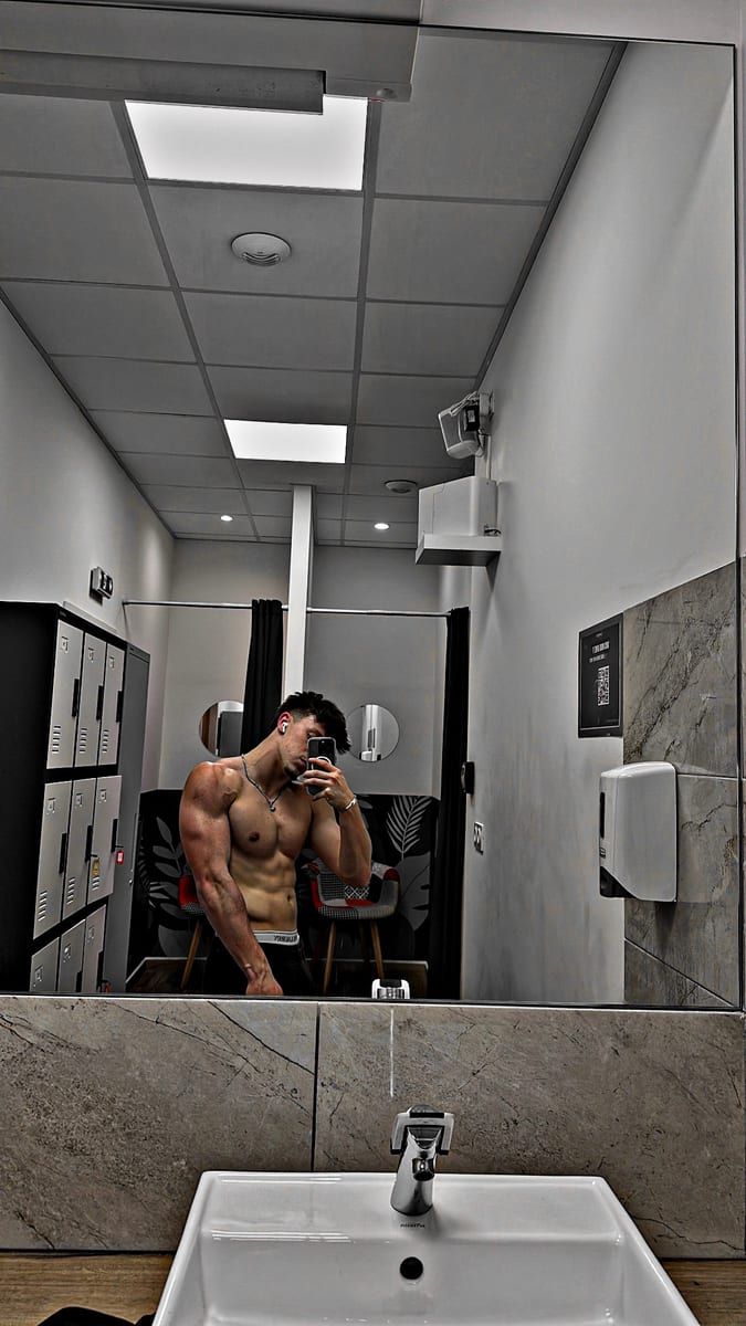 Profil de Keenan, 39 ans, Gay club à Reiden (Lucerne)