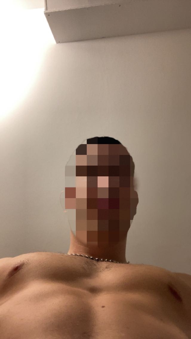 Christoph - Gay club à Blonay Profil de Christoph, 34 ans, Gay club à Blonay (Vaud)