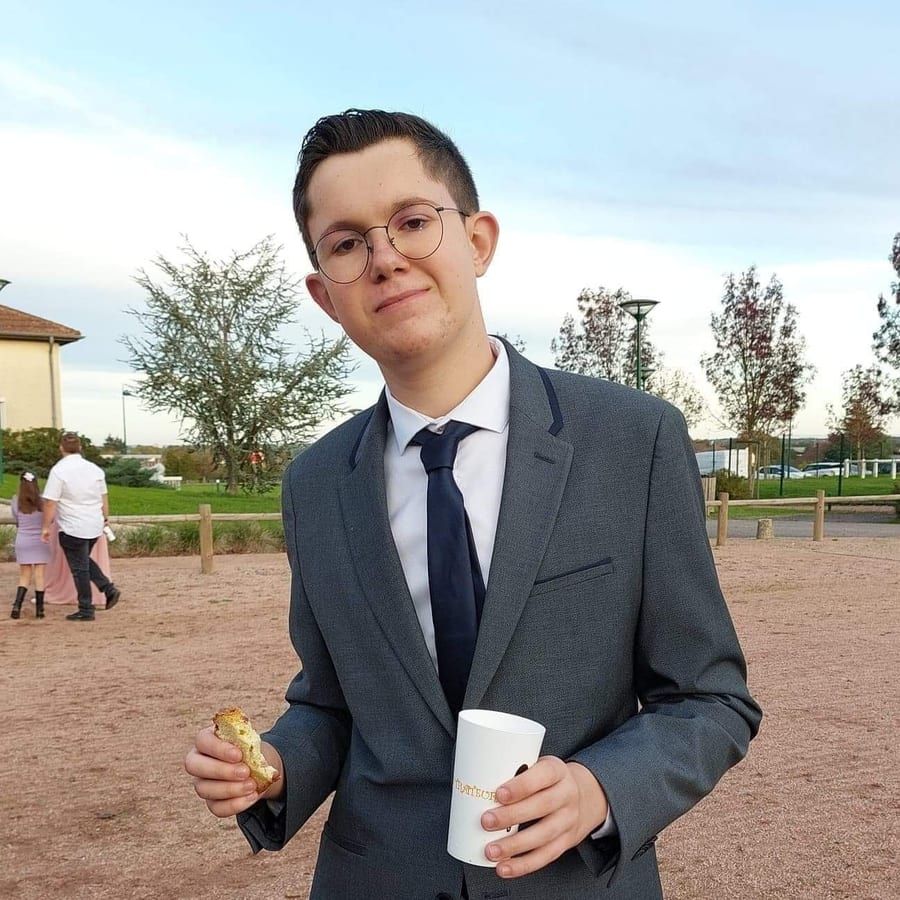 Profil de Hailey, 34 ans, Gay club à Port (Berne)