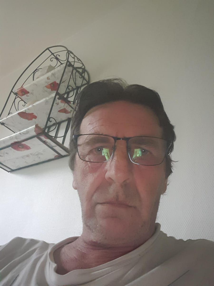 Profil de Evens, 37 ans, Gay club à Zinal (Valais)