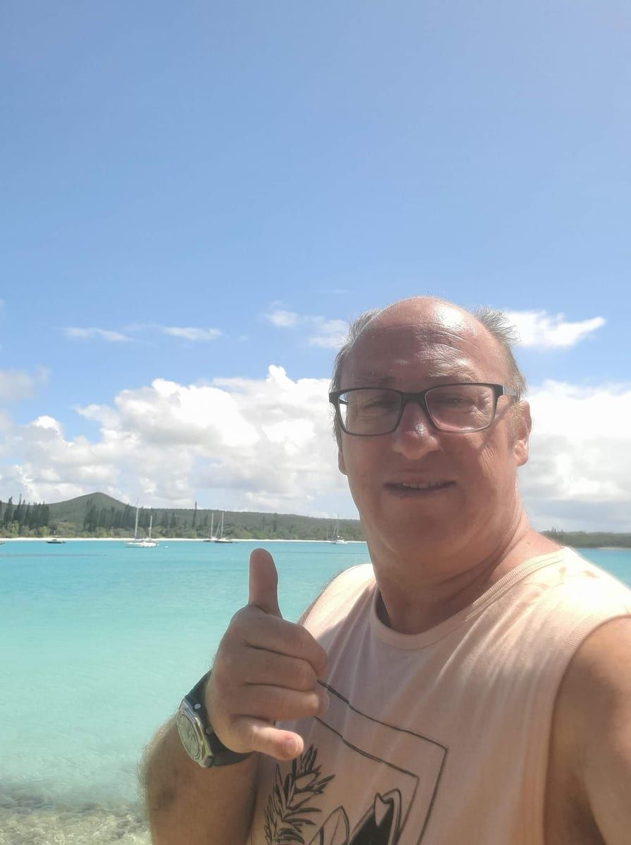 Batiste - Gay club à La Conversion Profil de Batiste, 34 ans, Gay club à La Conversion (Vaud)