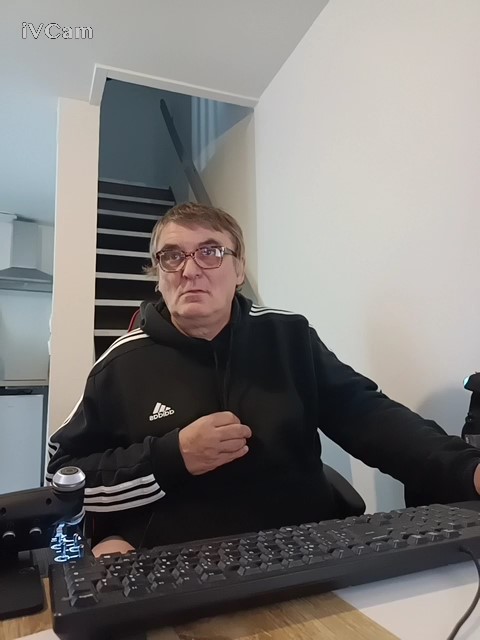 Profil de Tertullien, 32 ans, Gay club à Wollerau (Schwytz)