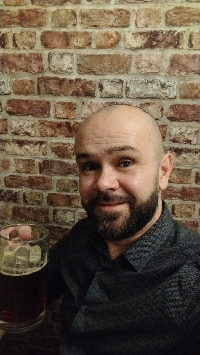 Profil de Bouabdallah, 25 ans, Gay club à Wittenwil (Thurgovie)