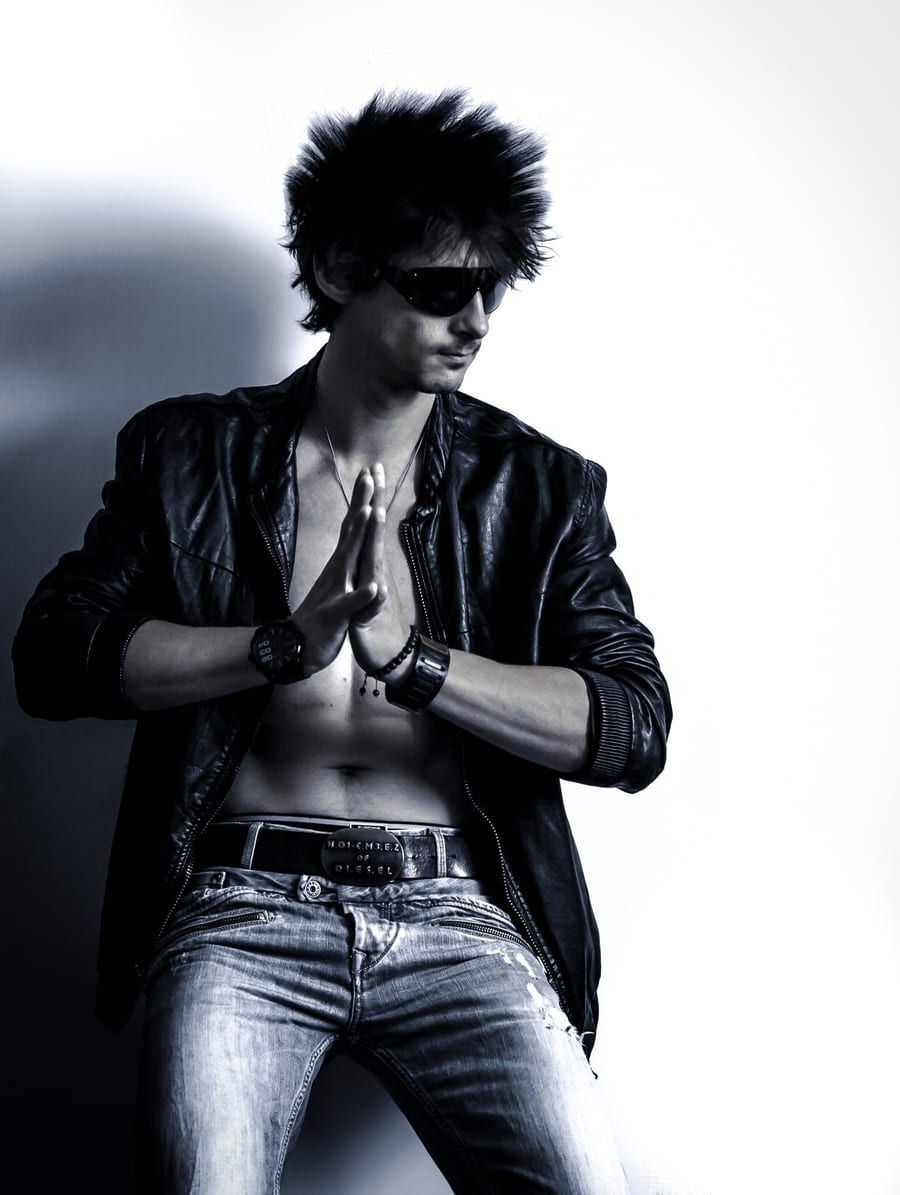 Profil de Isidro, 28 ans, Gay club à Flendruz (Vaud)