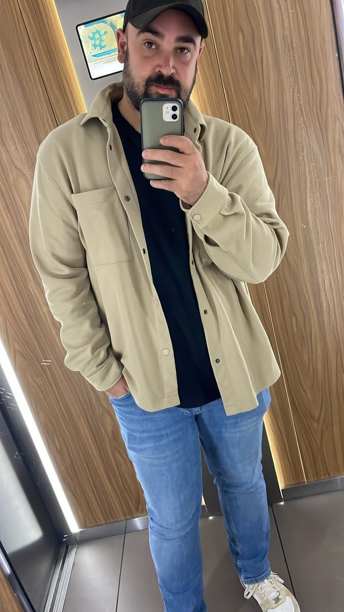 Profil de Anton, 23 ans, Gay club à Rickenbach LU (Lucerne)