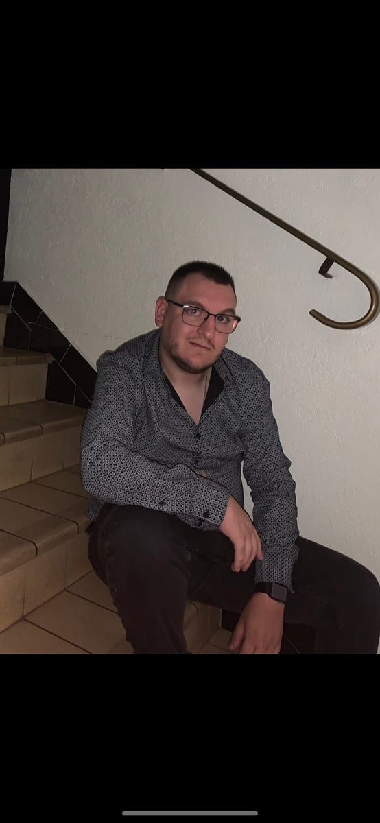 Profil de Maywen, 32 ans, Gay club à Werthenstein (Lucerne)