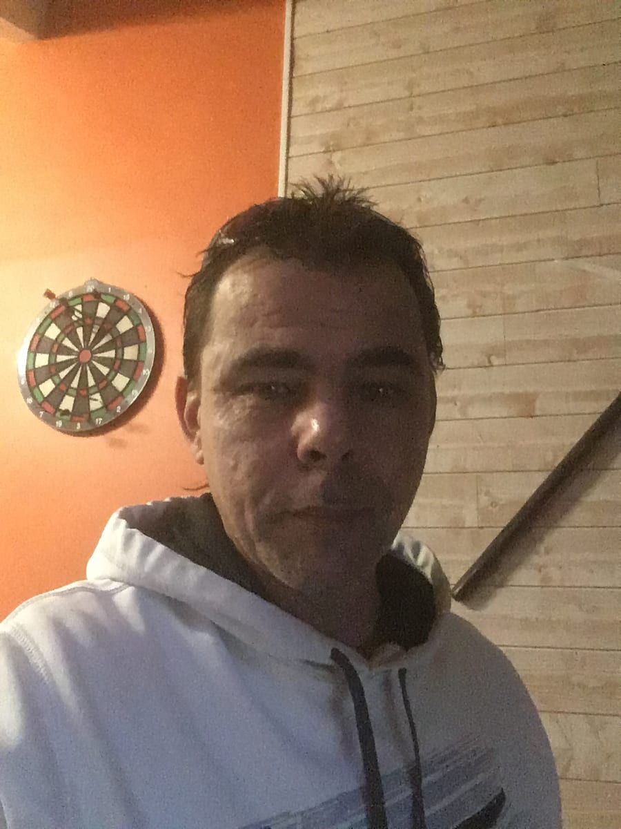 Profil de Mehdy, 37 ans, Gay club à Sarnen (Obwald)
