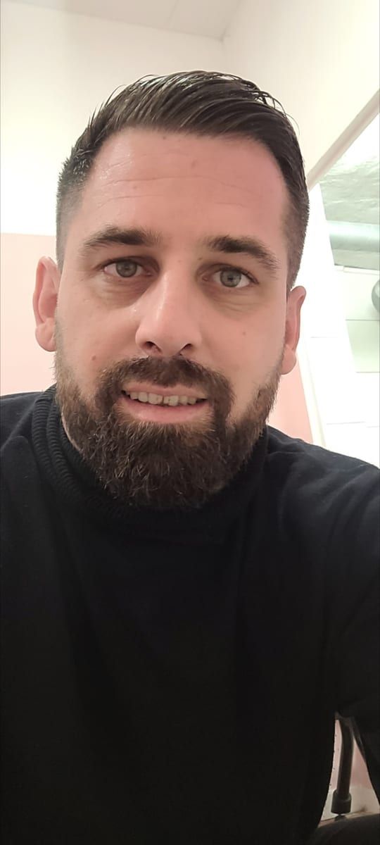 Profil de Rosin, 23 ans, Gay club à Altwis (Lucerne)