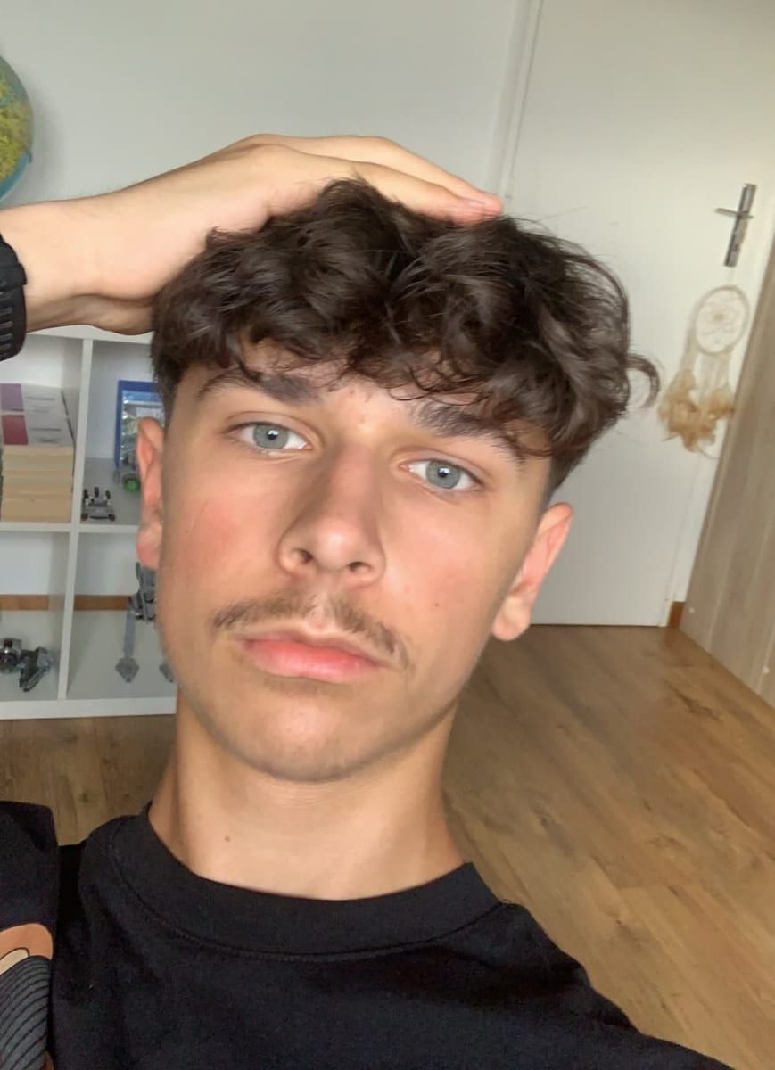 Profil de Naby, 34 ans, Gay club à Caux (Vaud)