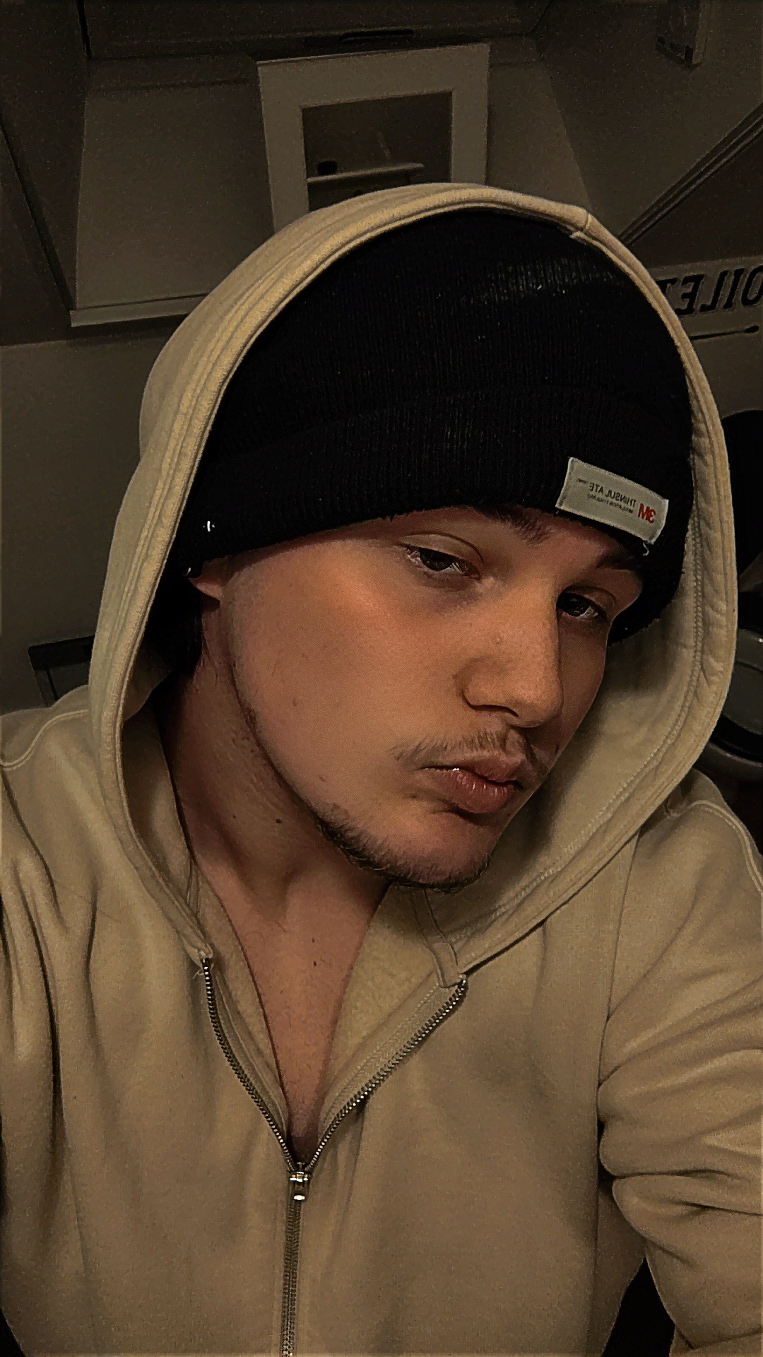 Profil de Alaric, 39 ans, Gay club à Froideville (Vaud)