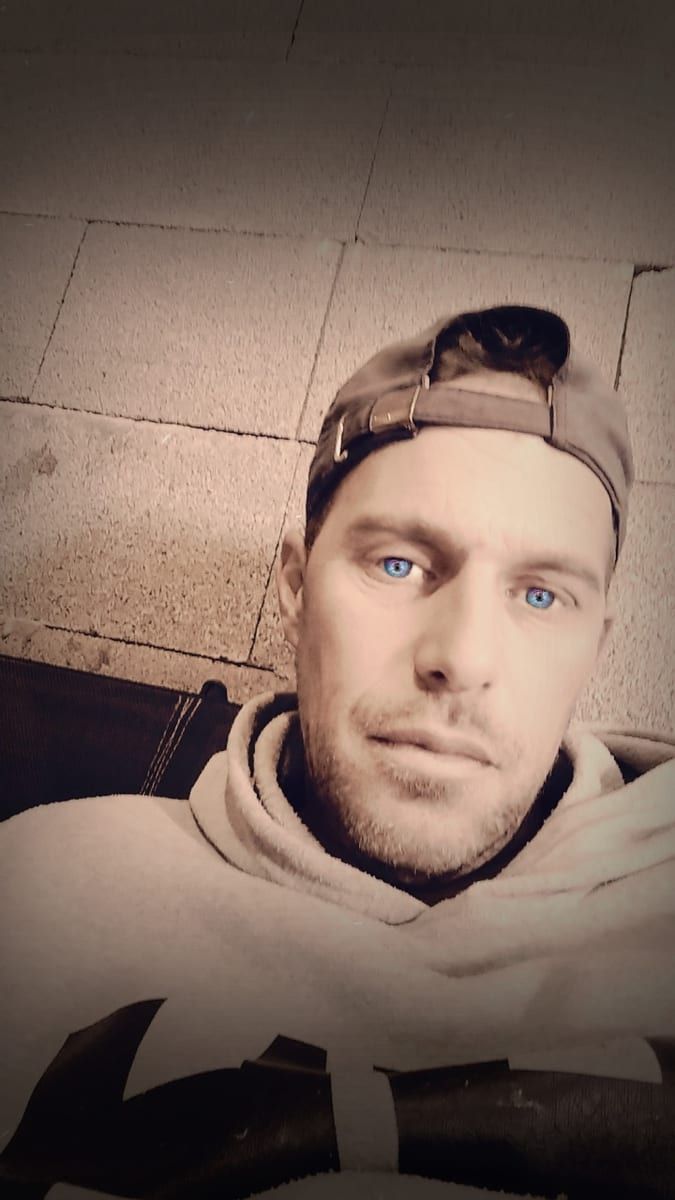 Profil de Henrio, 34 ans, Gay club à Zwischenflüh (Berne)