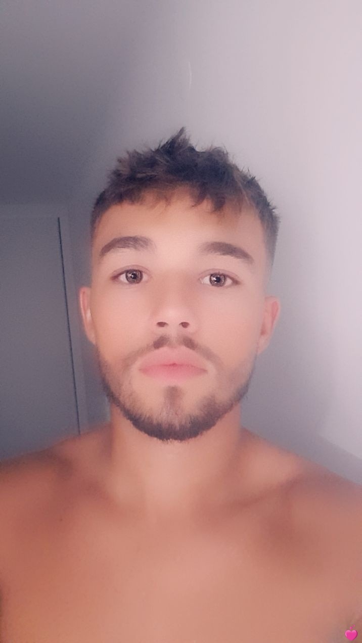 Profil de Klyde, 38 ans, Gay club à Eclépens (Vaud)